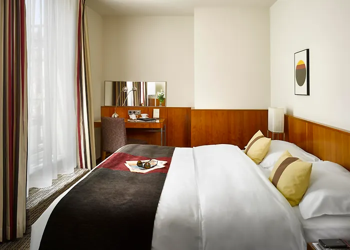 Miiro Spittelberg New Opening 4*