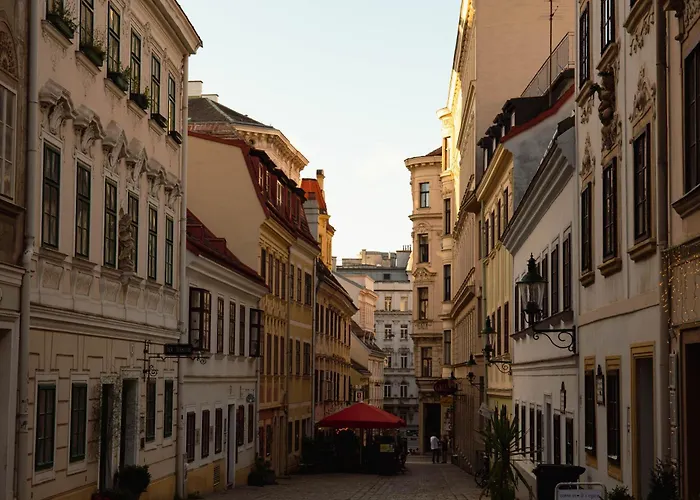 Miiro Spittelberg New Opening