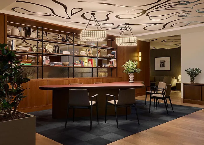 Miiro Spittelberg New Opening 4*